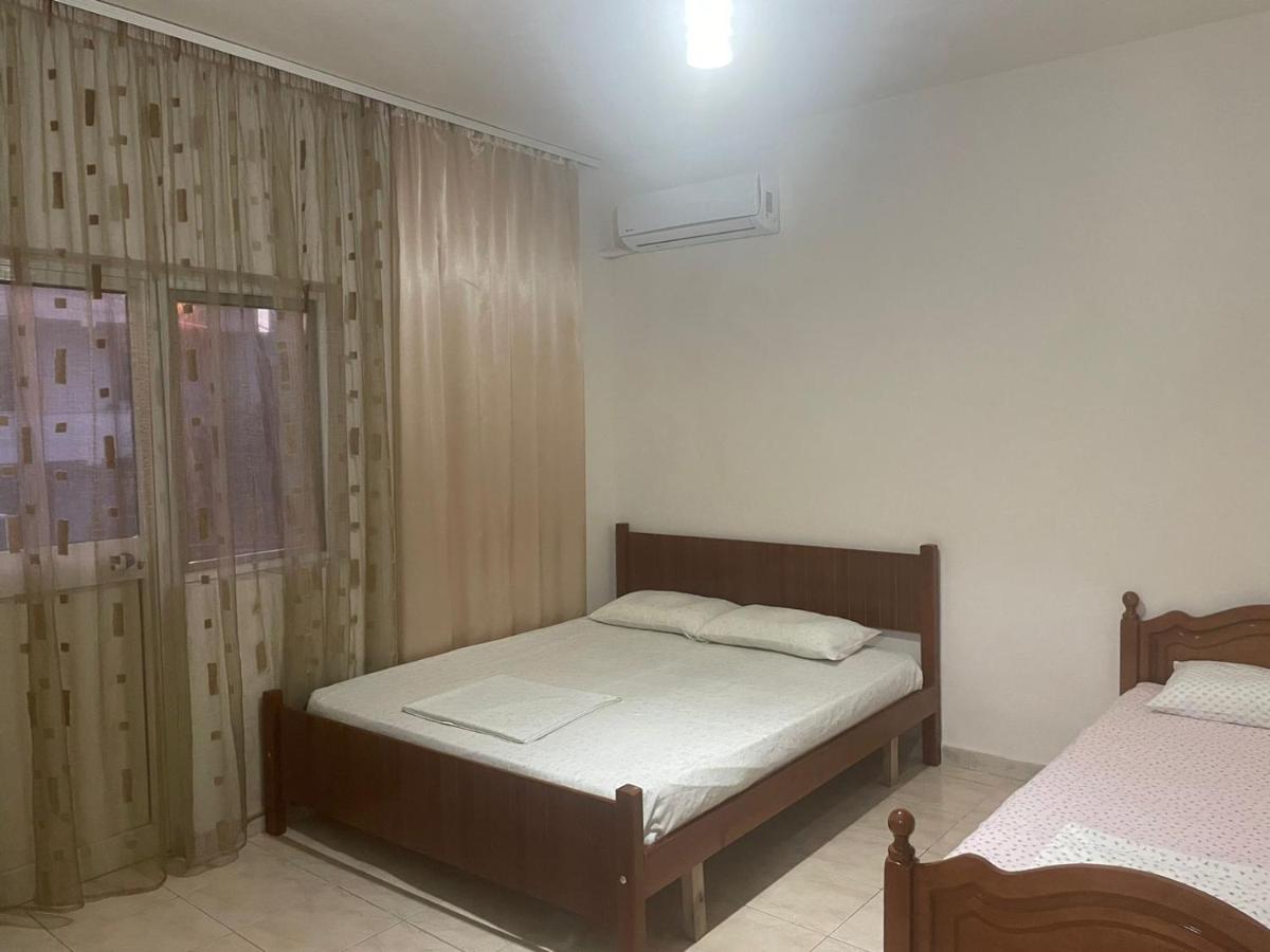 Ibras House Hotel Durres Bagian luar foto