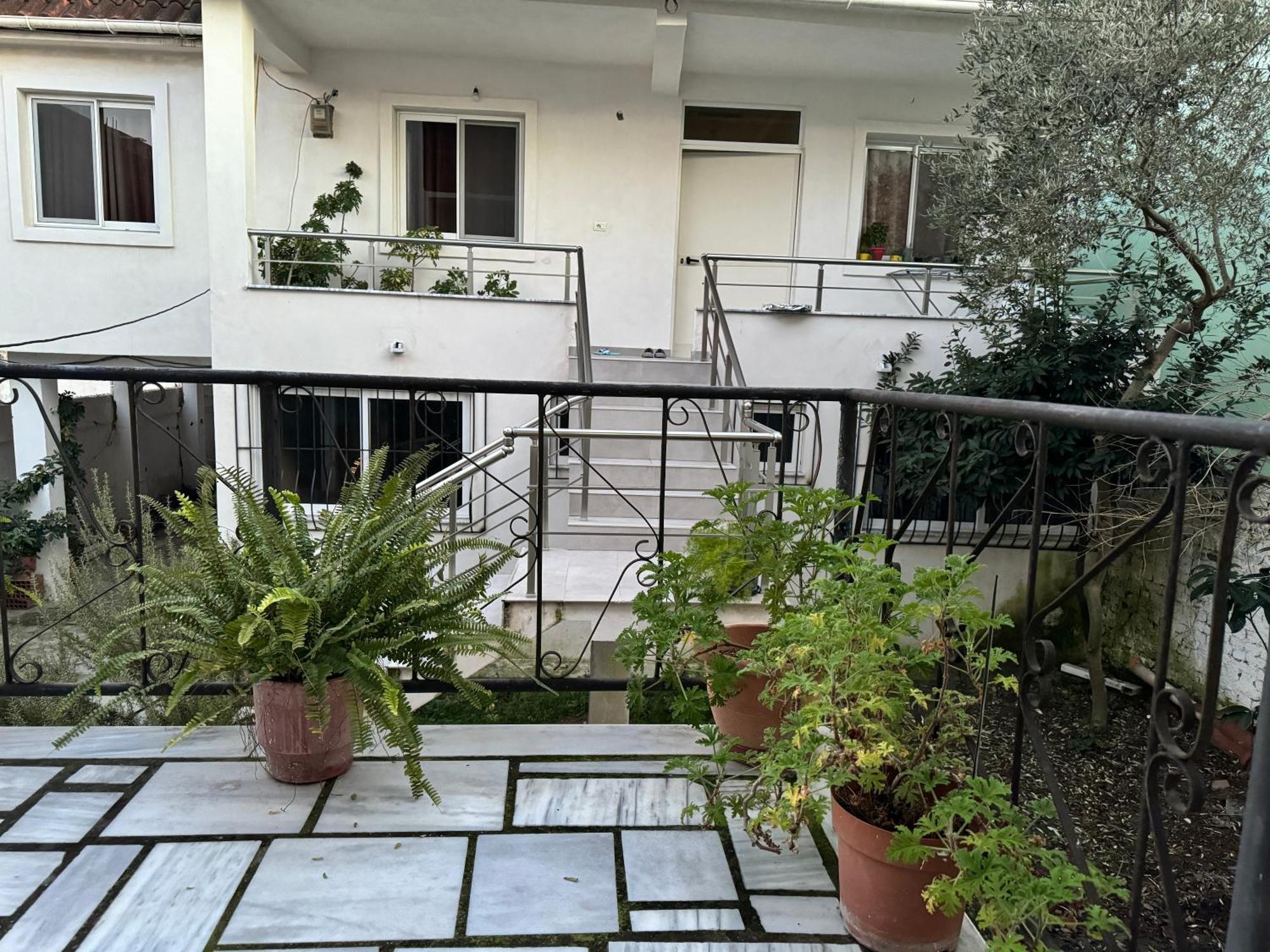 Ibras House Hotel Durres Bagian luar foto