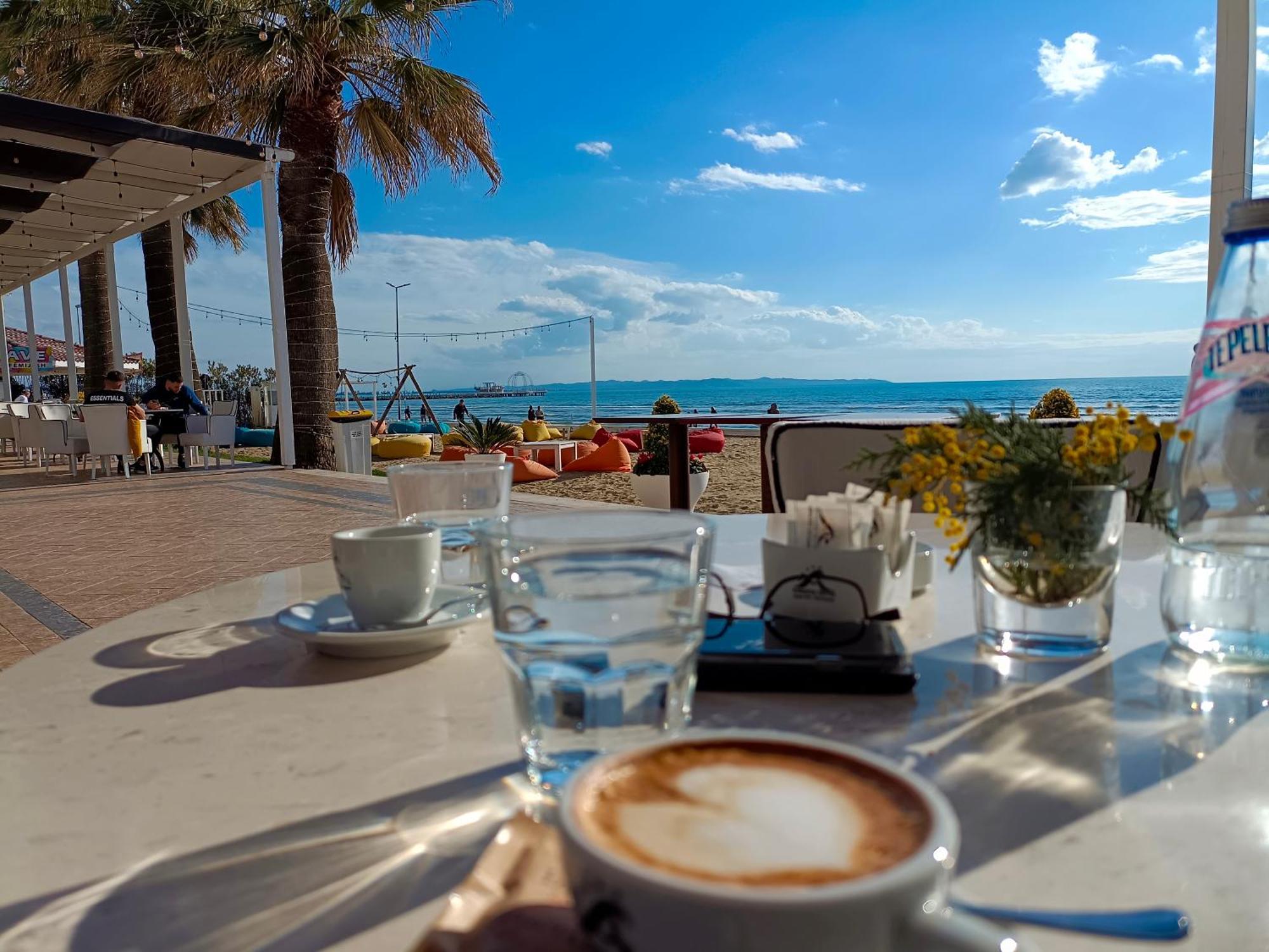 Ibras House Hotel Durres Bagian luar foto